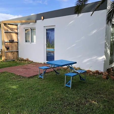 One Bedroom Bungalow With Shared Pool Enclosed Garden And Wifi At Dom wakacyjny