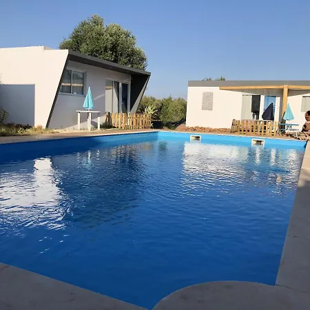 度假居 One Bedroom Bungalow With Shared Pool Enclosed Garden And Wifi At *