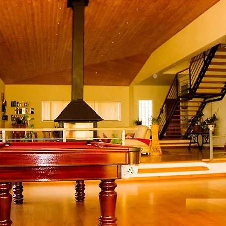 One Bedroom Bungalow With Shared Pool Enclosed Garden And Wifi At 西尔韦斯