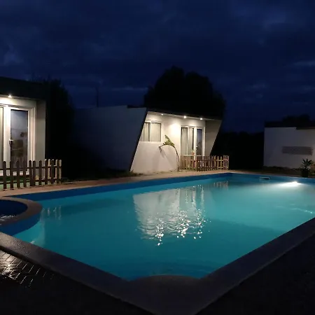 One Bedroom Bungalow With Shared Pool Enclosed Garden And Wifi At 度假居 *